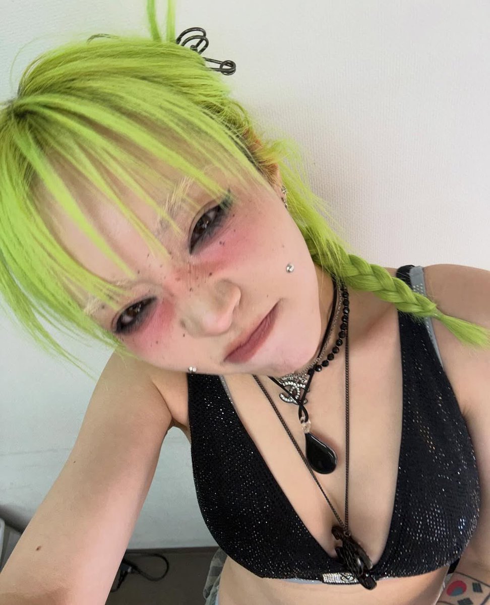 미나 연두머리💚💚💚