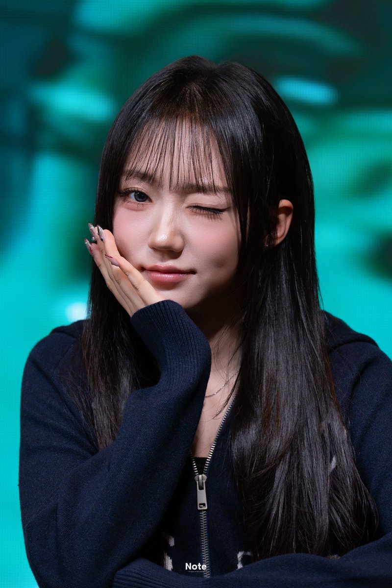 tripleS_Note's tweet image. 251024 위드뮤 팬사인회 시온
#트리플에스 #시온 #Shion