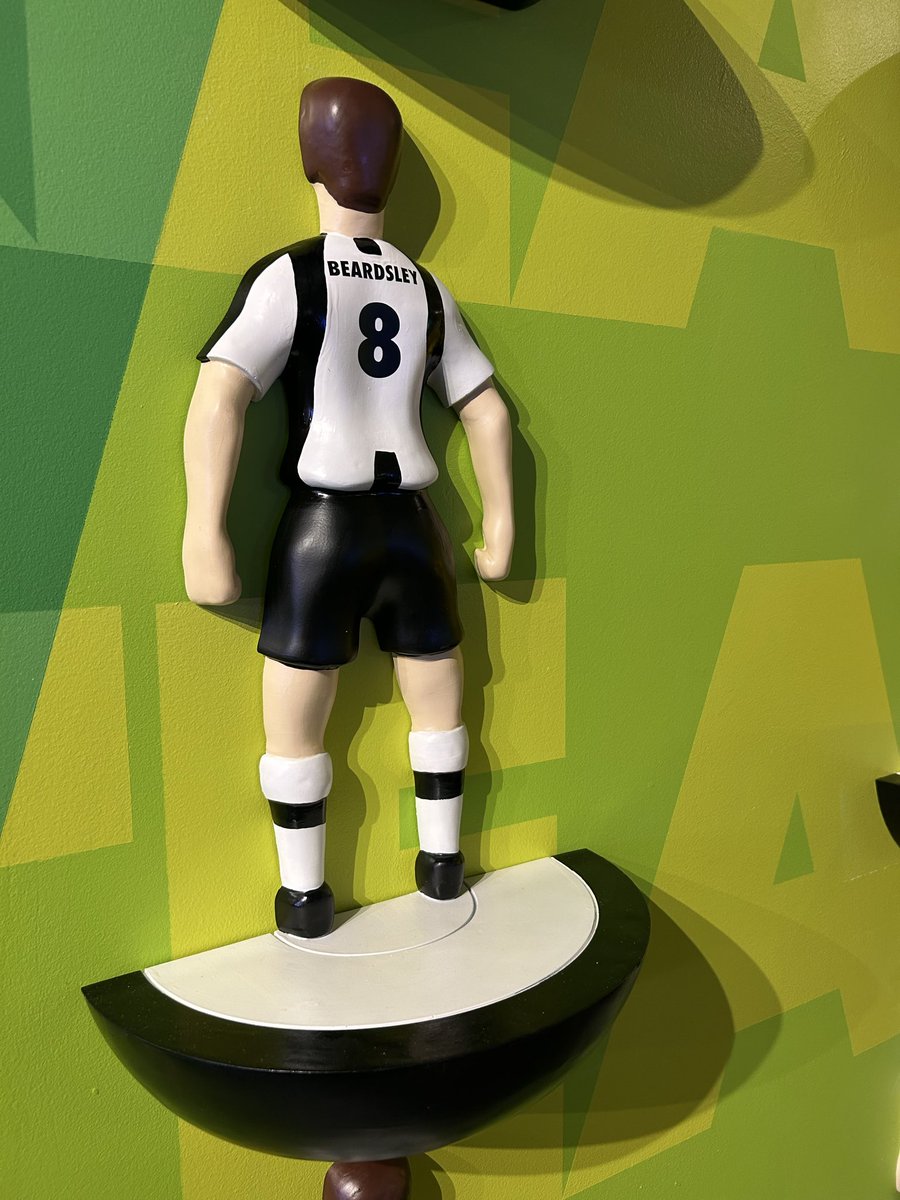 Painted and installed these in Newcastle on a job last week, so fun! Would kill to do a version for #Gills but the stress of choosing a team would be wild. Had a Shop called <a href="/BackPageShop/">BackPageNewcastle</a> who gave us the all clear that we had done ok with the choices here, go check them out!