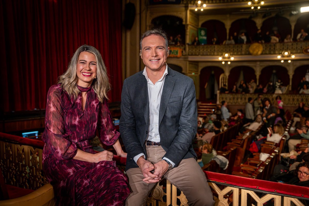 Orden de actuación de la sexta sesión de Preliminares del #COAC2026 #COAC2026P6 🎭❤️

Mirian Peralta y Enrique Miranda, presentadores de Onda Cádiz TV, distinguidos con el Premio Hércules de Oro del Carnaval de Cádiz 2026 👏
