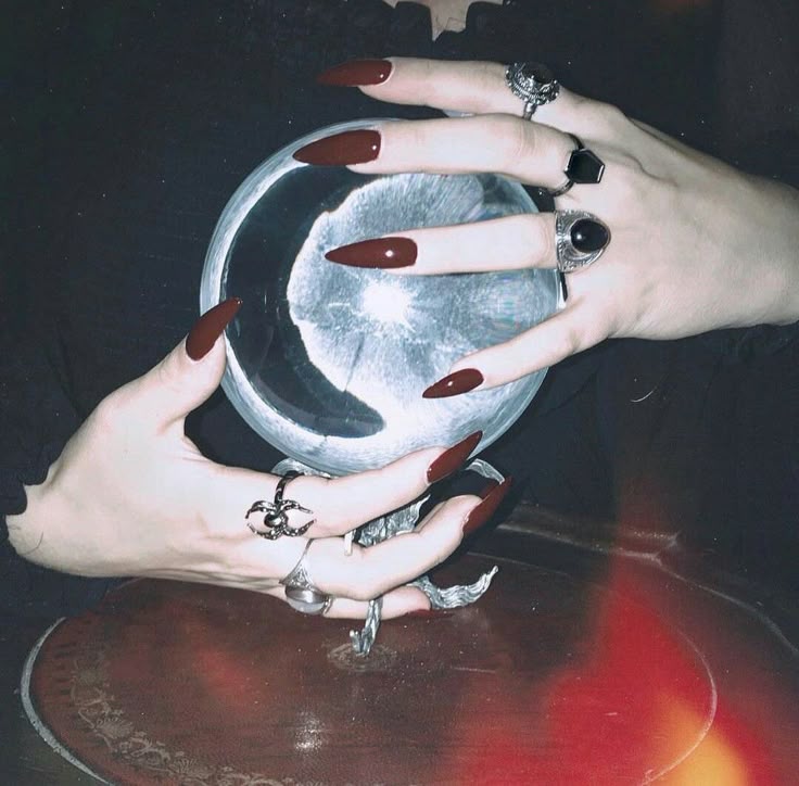 dracultarot's tweet image. .˚𓏲♱ free card ❦ೄྀ

perguntas de sim ou não 🦇

regras:
• perguntas nos comentários (apenas iniciais e data de nascimento dos envolvidos)
• me seguir
• rt e fav aqui e fixado 
• limite de 15 pessoas