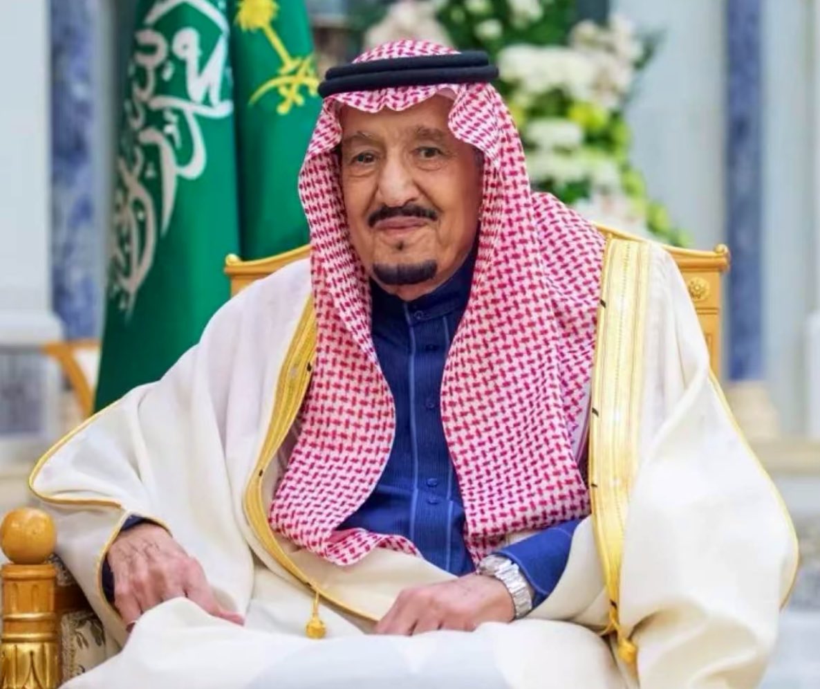 #حفظك_الله_يا_ملكنا في هذه الساعه المستجابة ، أمدك الله بموفور الصحة وطول العمر ، وجعلك ذخراً للإسلام والمسلمين.