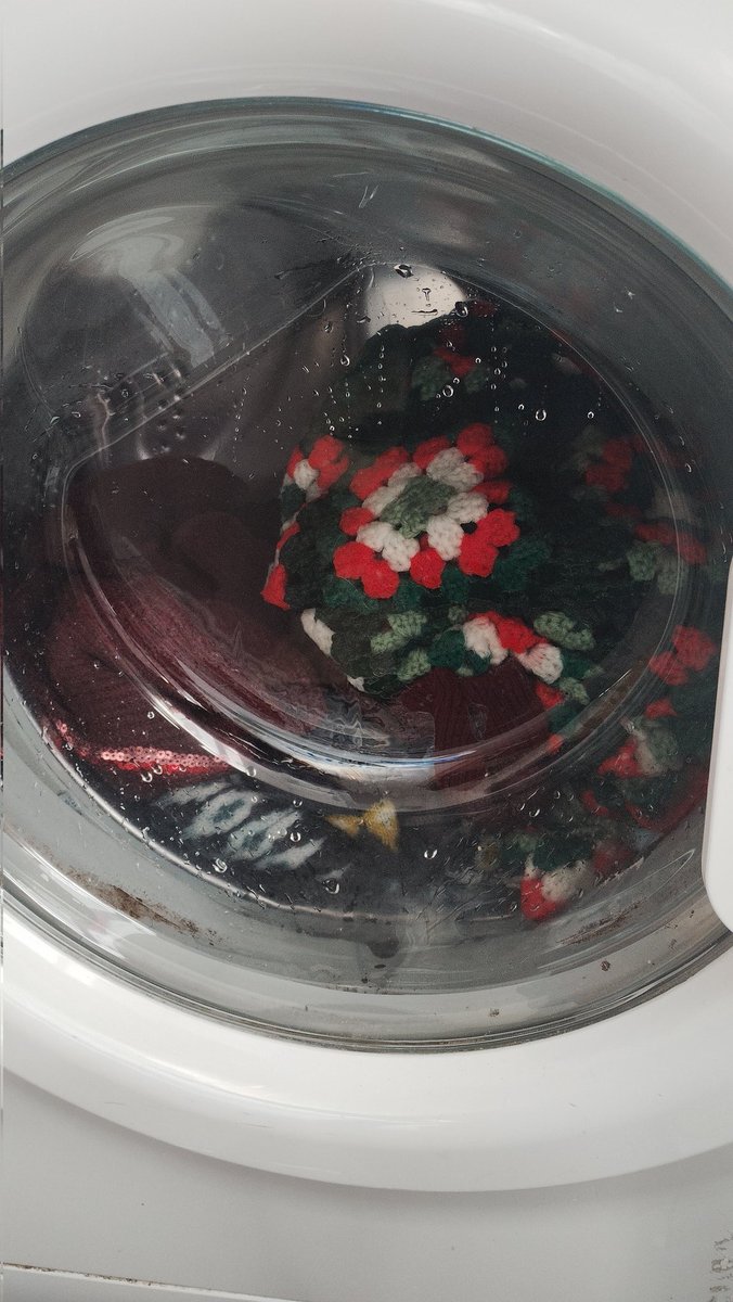 Liz Walton tweet media