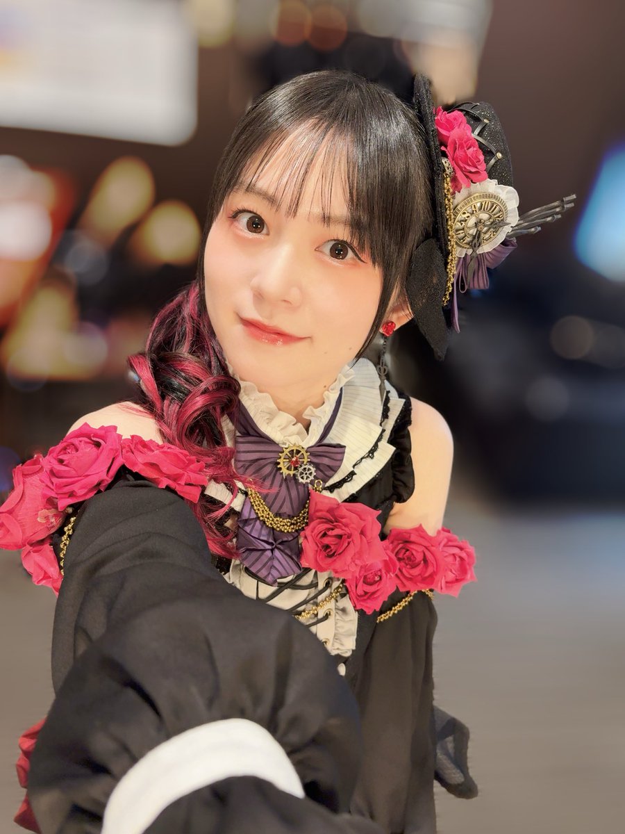 Yuki_Nakashim's tweet image. #Neuweltfahrt_大阪追加公演DAY1
ありがとうございました🌹
とってもたのしかった！！
明日もよろしくお願いします！！
#バンドリ #Roselia