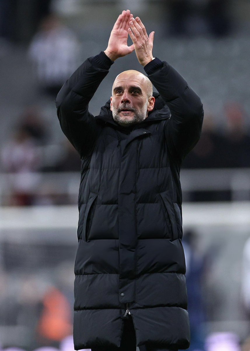 cityreport_'s tweet image. Pep Guardiola on the secret to his longevity at #ManCity: “Results. If you don’t win you are sacked. We won a lot, that’s why I’m still sitting here. There’s no secret. Here they are a little more patient…”