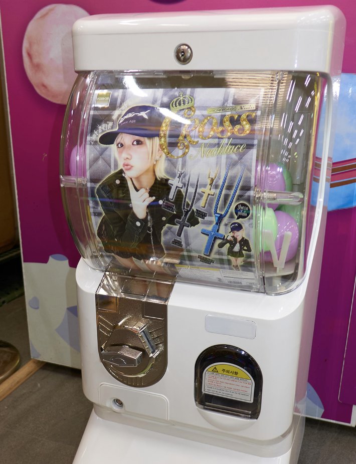 y2kiiidz's tweet image. girlhood-Kiii