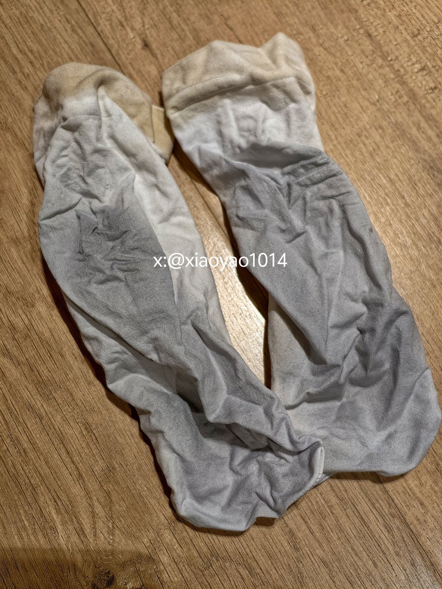 短丝中的吸味王👑，白丝穿成又黄又黑的过程，直接把你看👀立了，都想把🐔埋进去了吧
