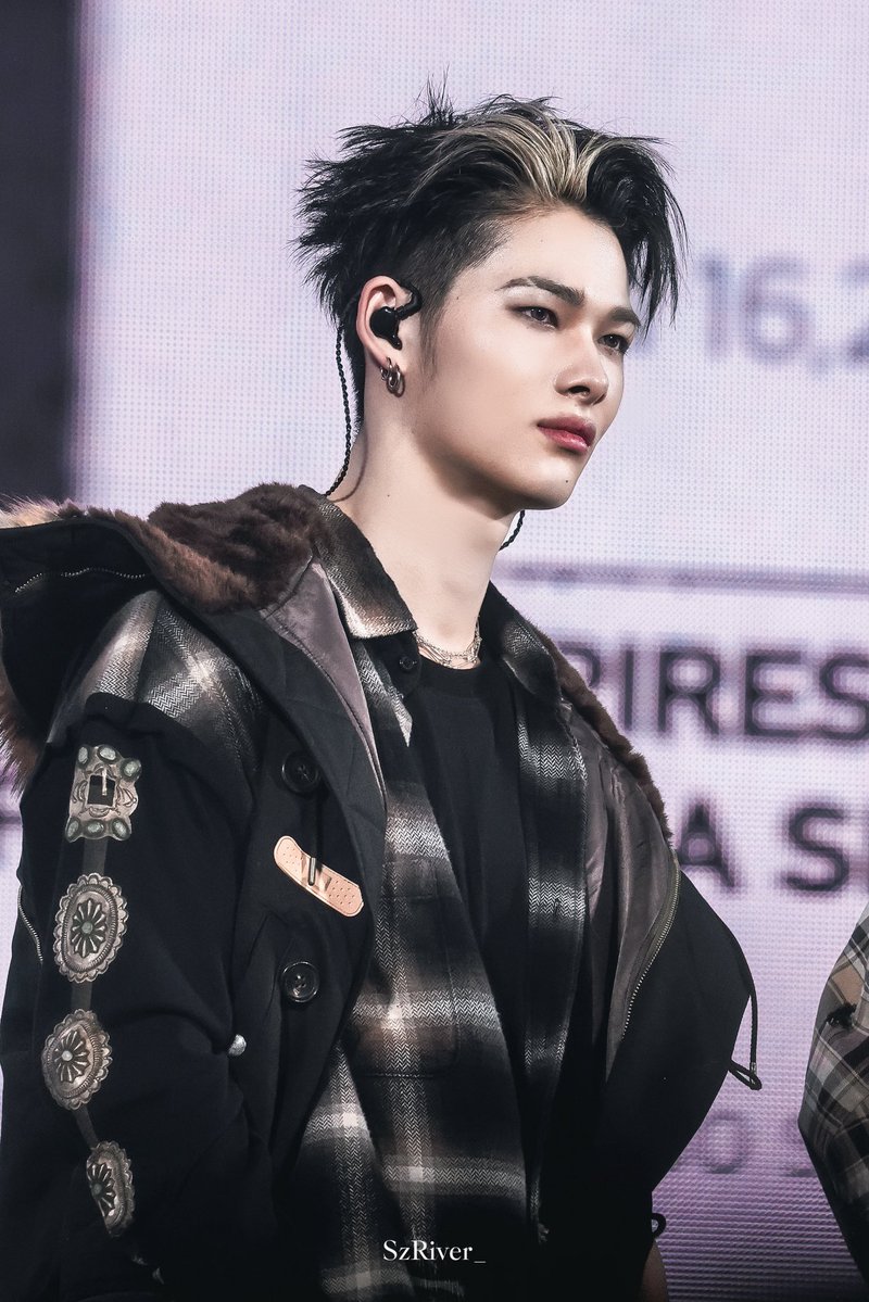 SzRiver_051209's tweet image. 250116 SHOWCASE

#NI_KI #니키 #ニキ #西村力
#엔하이픈 #ENHYPEN