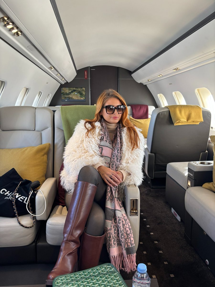 Carly Johnson tweet media