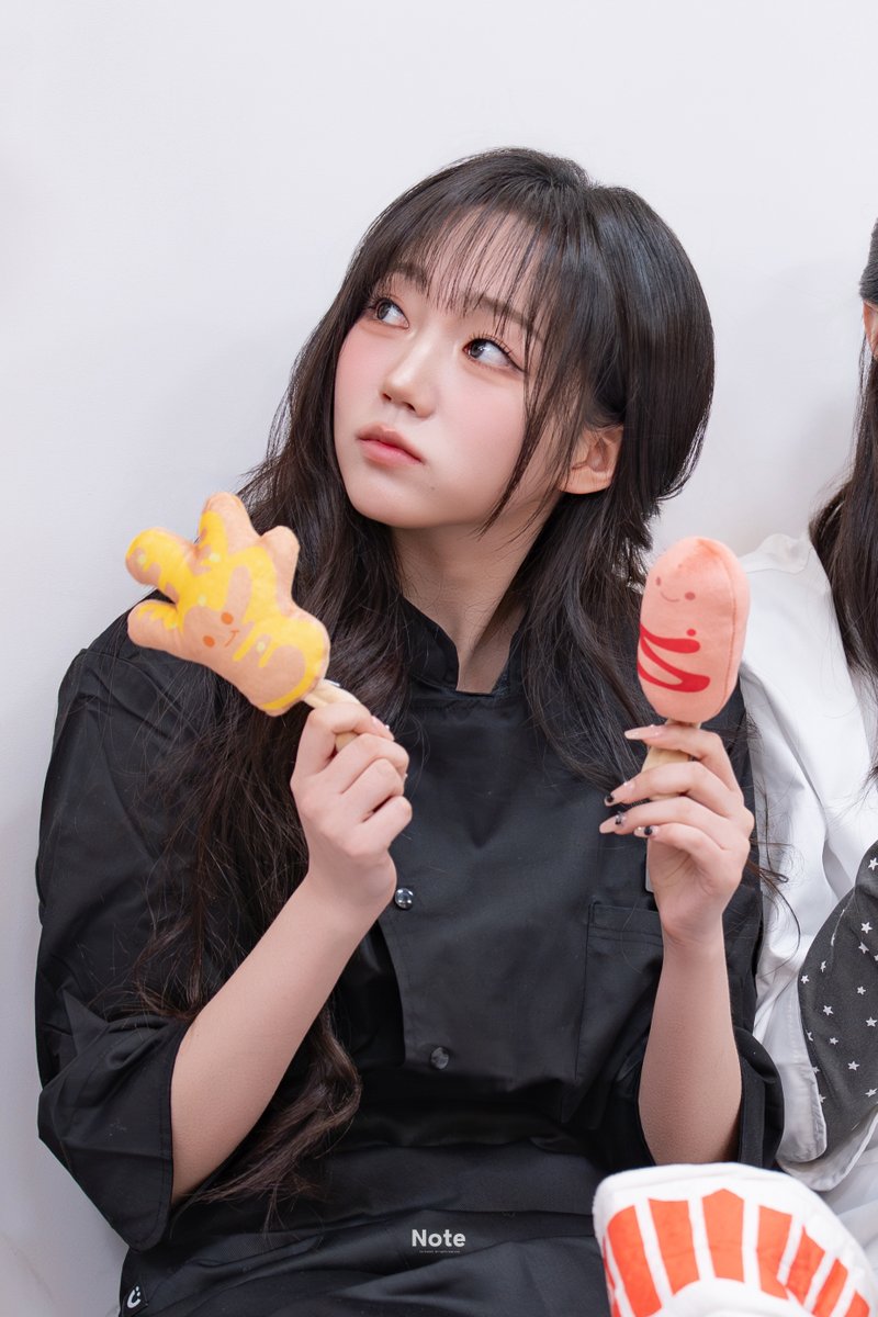 tripleS_Note's tweet image. 260111 에버라인 팬사인회 트리플에스 박시온
#Shion #시온 #트리플에스