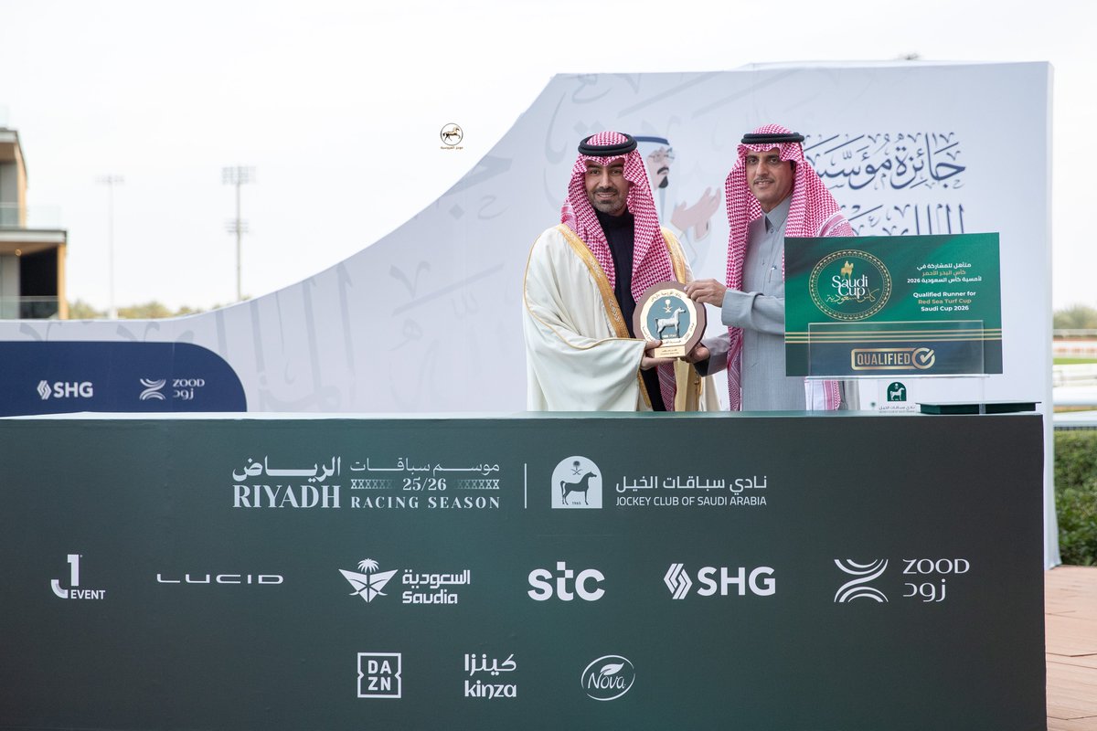 MujazALfrusia's tweet image. الحفل ( 61 )
نتيجة الشوط ( 2 )
مؤهل كأس البحر الأحمر مقدم من بادن جالوب و BBAG 🤩🏆

• الفائز : صياح
• الاب : Karakontie
• الام : JUST A LOOK
• المالك : ابناء الملك عبدالله بن عبدالعزيز
• تدريب : هشام عبدالواحد
• قيادة الخيال : نايف العنزي
• مسافة الشوط : 3000م
• الزمن :…