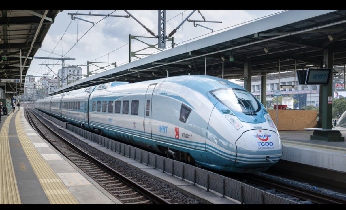 Tokat–Ankara hızlı tren biletleri zamlandı.
2025 yılında 850 TL olan ekonomi bileti, 2026’da yapılan artışla %21 zamlanarak 1.025 TL oldu.(Tokbüs dahil) 

📌 Ulaşım maliyetleri her geçen yıl artmaya devam ediyor.