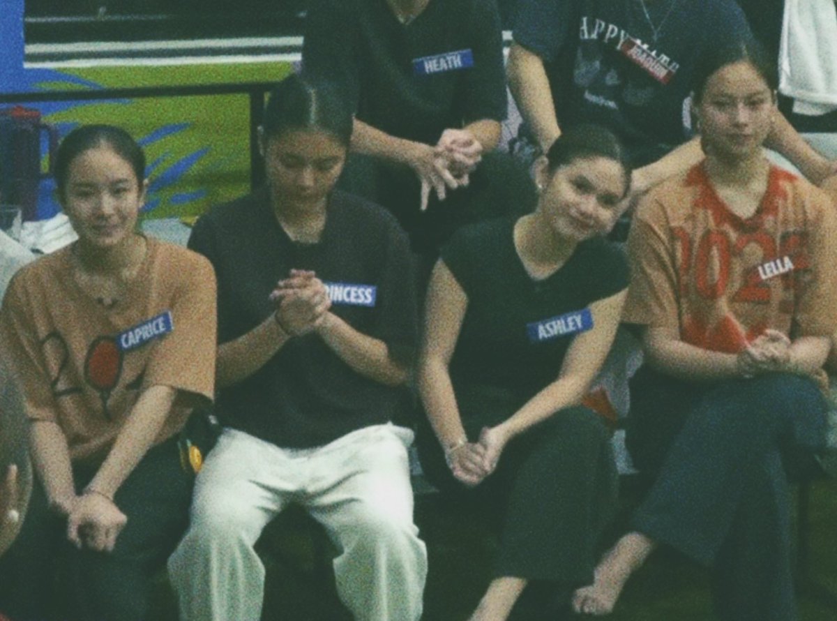 cinn4mon_'s tweet image. Nabuo ulit ang CLAP GIRLS. BBS ASHLEY!!!

#Clapgirls #PrinLeyLla