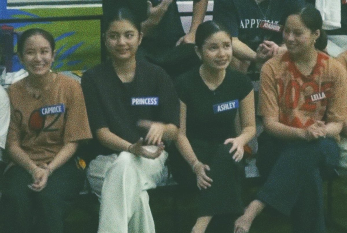 cinn4mon_'s tweet image. Nabuo ulit ang CLAP GIRLS. BBS ASHLEY!!!

#Clapgirls #PrinLeyLla