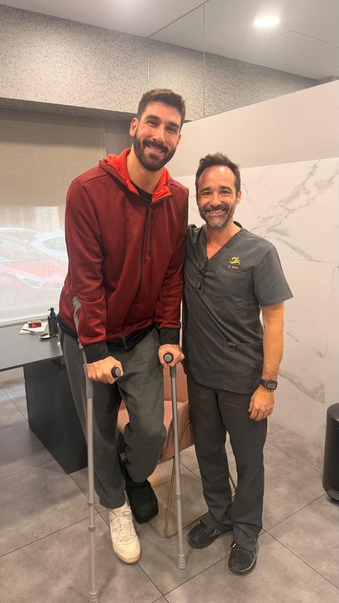 dani diez tweet media