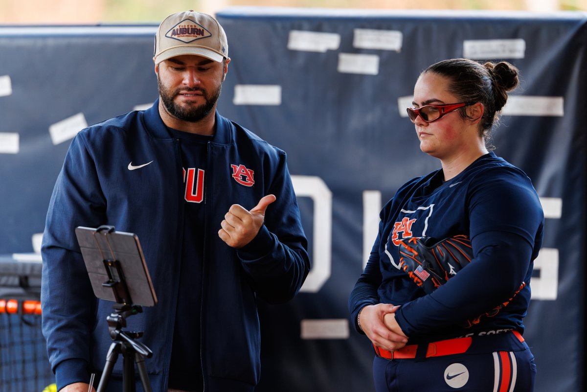 Auburn Softball tweet media