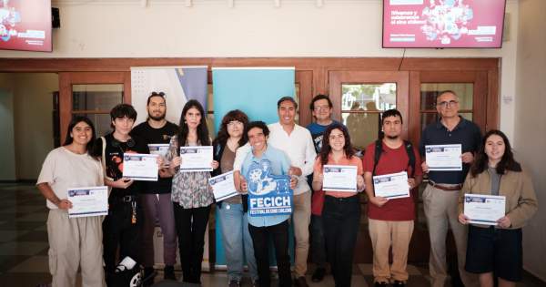 ElMartutino.cl tweet media