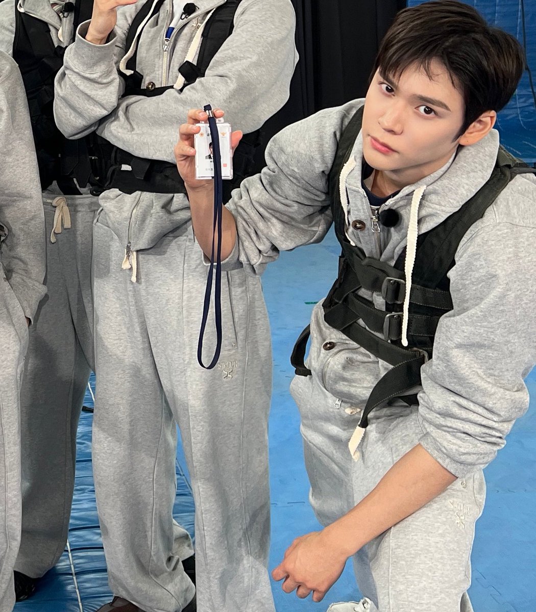 นามบัตรสารวัตรอึนซอกแบบชัดๆ