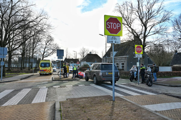 Meisje gewond na aanrijding op Baerdijk Oisterwijk