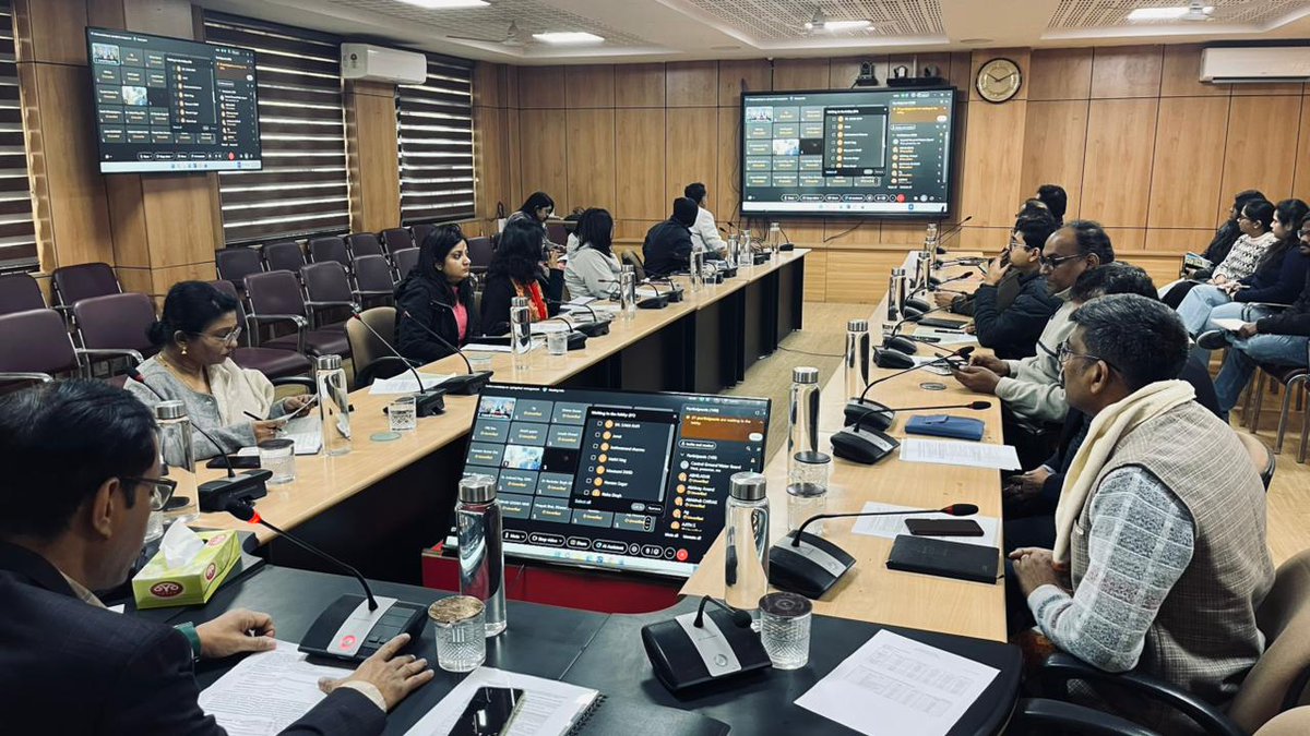 CGWB_CHQ's tweet photo. A one-day workshop on “Springshed Assessment, Monitoring, and Management in the Indian Himalayan Region” was jointly organized by CGWB & NIH on 16th January 2026, in line with the Calendar of Events (CY 2026–27) of the Ministry of Jal Shakti, DoWR, RD & GR.

The workshop focuses on scientific and community-based approaches for sustainable management of springs in the Himalayan region, with sharing of best practices, methodologies, and perspectives on springshed management.

Shri V. L. Kantha Rao, Secretary, DoWR, RD & GR, delivered the keynote address, highlighting the importance of springs for water security in the Himalayas.

#SpringshedManagement #WaterSecurity #CGWB #NIH #JalShakti #HimalayanSprings #SustainableHimalayas #ClimateAction