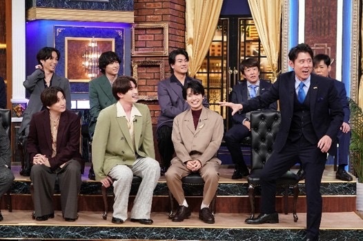 １月19日（月）
よる9時からの  #しゃべくり007は
＃SixTONESの皆さんが登場！
思い出の地＆㊙️エピソード大公開！
さらに 
#SixTONESを幼い頃から指導していた
伝説の振付師 #サンチェさんがサプライズ登場