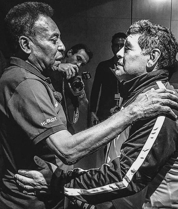 90sfootball's tweet image. Pele and Maradona 🇧🇷🇦🇷