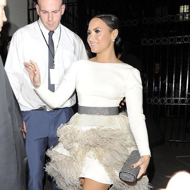 acervodemilov's tweet image. GETTING READY                    TO MAKE HISTORY