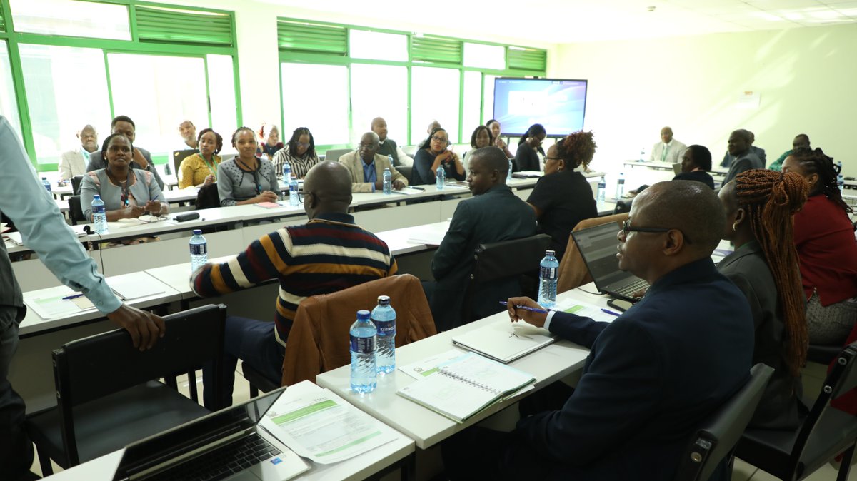KNECKenya's tweet photo. Stakeholders participate in the technical alignment, peer review and scoping workshop on strengthening Competency Based Assessment in Senior School. The participants, who included teachers, researchers and other education experts, had insightful deliberations, including peer review and expert input on Senior School Assessment Framework, Community Service Learning, Dual Certification and career choices. The one-day workshop took place at the KNEC Educational Assessment Resource Centre (EARC) in Nairobi.#CBA #KNEC #workshop