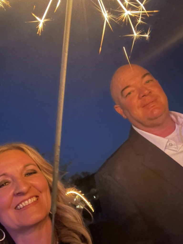 STheteach's tweet photo. Wishing @snopeshow a very happy birthday today! We  love you big!! 🥳🩷 https://t.co/XhFseFuvik