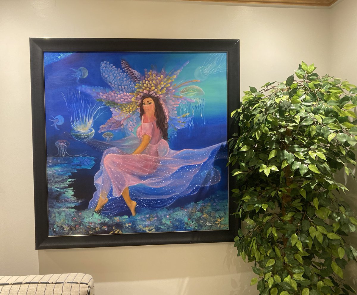 <a href="/thaqafeyah/">الثقافية</a> <a href="/MBCShahid/">MBC Shahid</a> <a href="/MOCSaudi/">وزارة الثقافة</a> <a href="/visualartsasc/">Visual Arts Association - جمعية الفنون البصرية</a> <a href="/art_kholaif/">fahad kholaif artist</a> #تكوين
الفنانة هدى العمر 
 انطلقت بصوت المراة داخل الفن و مصدر الهامها الاول  اكثر من ٣ عقود من الرحلة لتكن من اوائل من مهدوا الطريق لتشكل بدايات تاريخ الفن للمرأة السعودية 
بحصيلة من العلم لتملئ نقص المجال بثقافة متكامله
روح جميله و فنانة اجمل ذات الريشة الناعمه 

<a href="/HudaAlomar/">Huda Alomar</a>