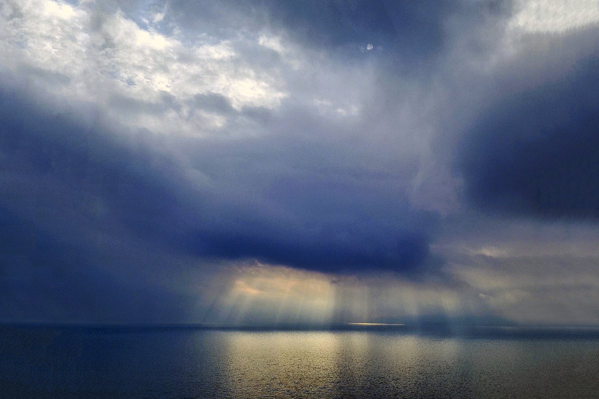 Sunčane mrvice
#Rijeka #Kvarner #zaljev #photography