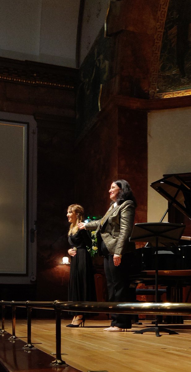 broadwoodsquare's tweet image. Dear Anna, I came to thank you after the concert. Thank you again for this magnificent concert! Such a wonderful and interesting programme. And so great to hear bits of Ermione!