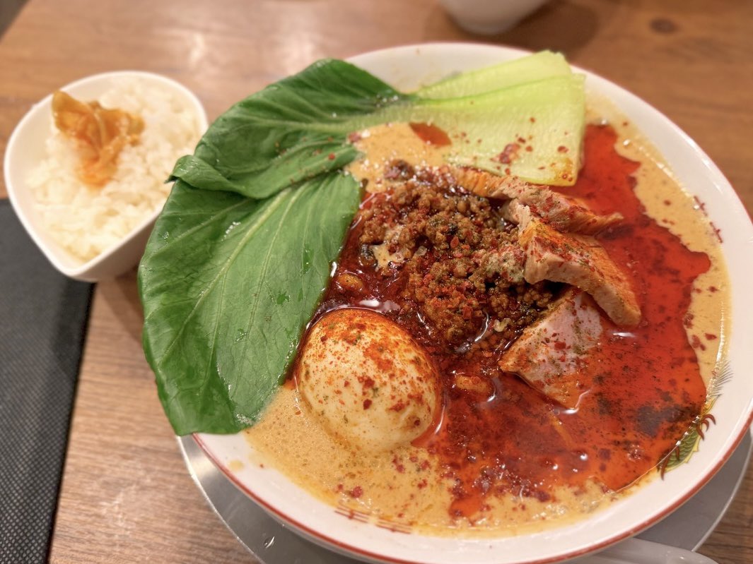 MigaqOfficial's tweet photo. ドロっと濃厚クリーミーな #BaFIT の #担々麺
寒い日にあったまるんですよね〜⊹
またシメのダイブ飯が良き🥰
#住吉大社 #バフィット #企業公式がお疲れ様を言い合う #企業公式相互フォロー #企業公式飯テロ部 #企業公式冬のフォロー祭り #企業公式つぶやき部 #企業公式相互フォロー祭り https://t.co/sqJIRnVsQl