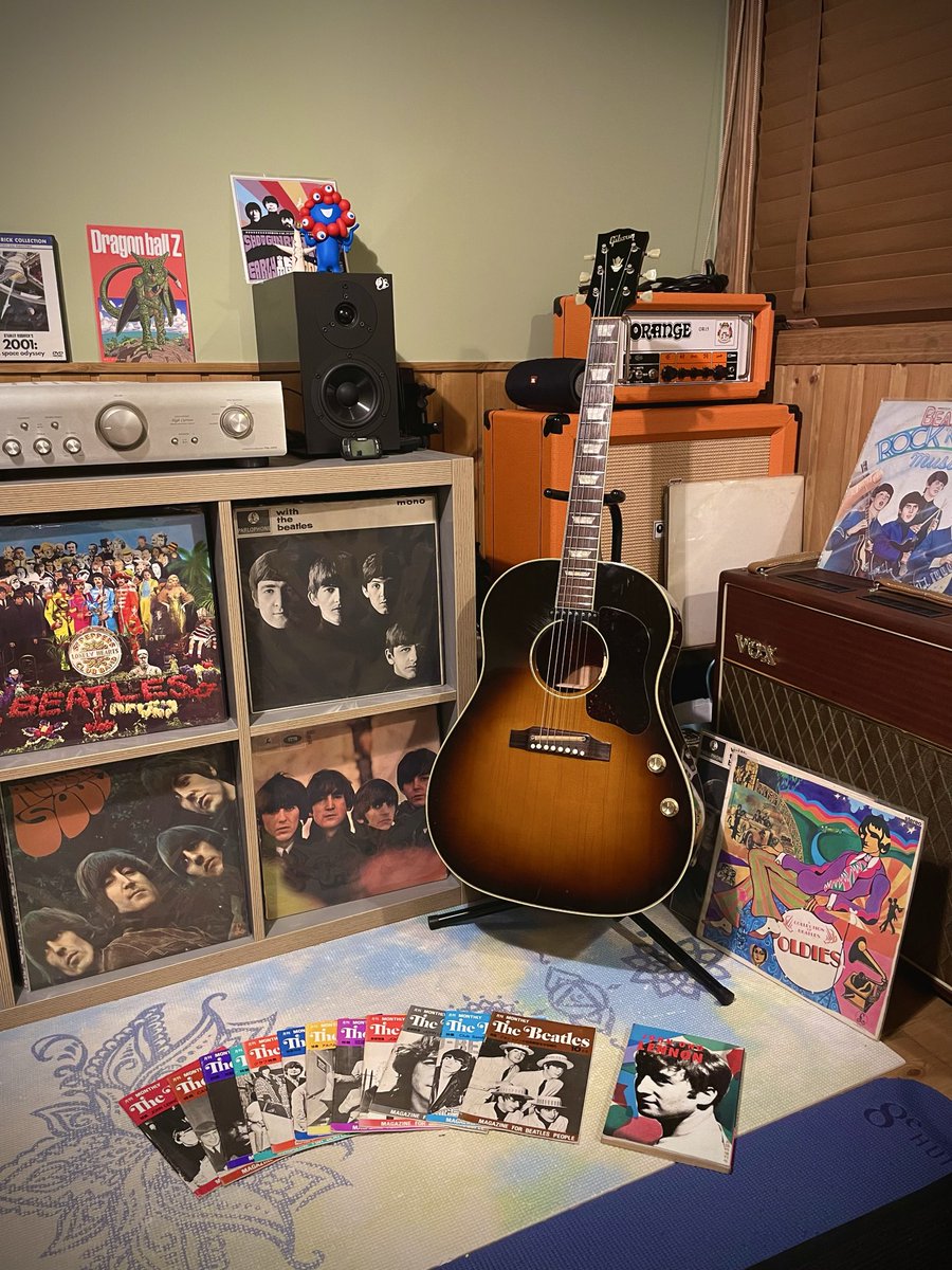 明日からつらい試験勉強を始めるので今日は酒を解禁してビートルズに浸るとしよう。　ひとり飴と鞭