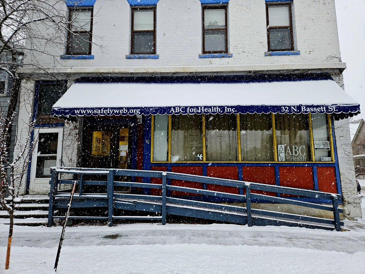 ABCforHEALTH's tweet image. A #winterwonderland in #madison #Wisconsin this morning!