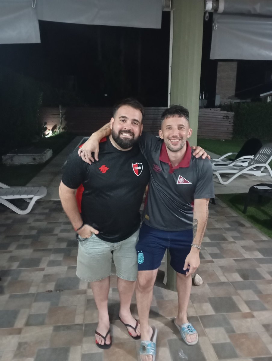 SebaGranate's tweet image. Ayer estuve en Funes como parte de la gira de mi curso  "Como ganar una copa internacional" del que participó mi amigo @matyluraschi. Consultas por DM.