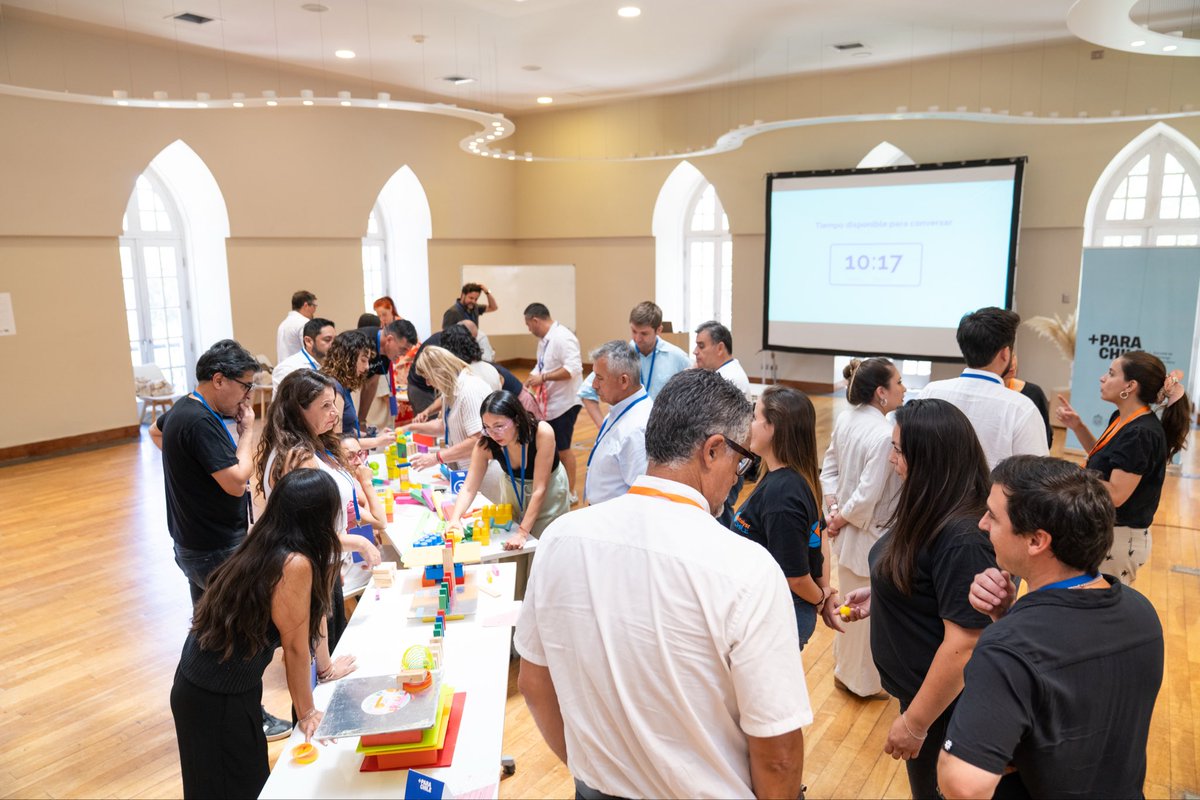 #MasParaChile
En Pirque fue la capacitación con diputados nuevos que asumimos el 11 de marzo.
Desde la Región de #Antofagasta, preparándonos para hacer bien la pega y fortalecer la democracia.
Organizó la U de Chile, la Pontificia Universidad Católica de Chile y Democracia + 🇨🇱