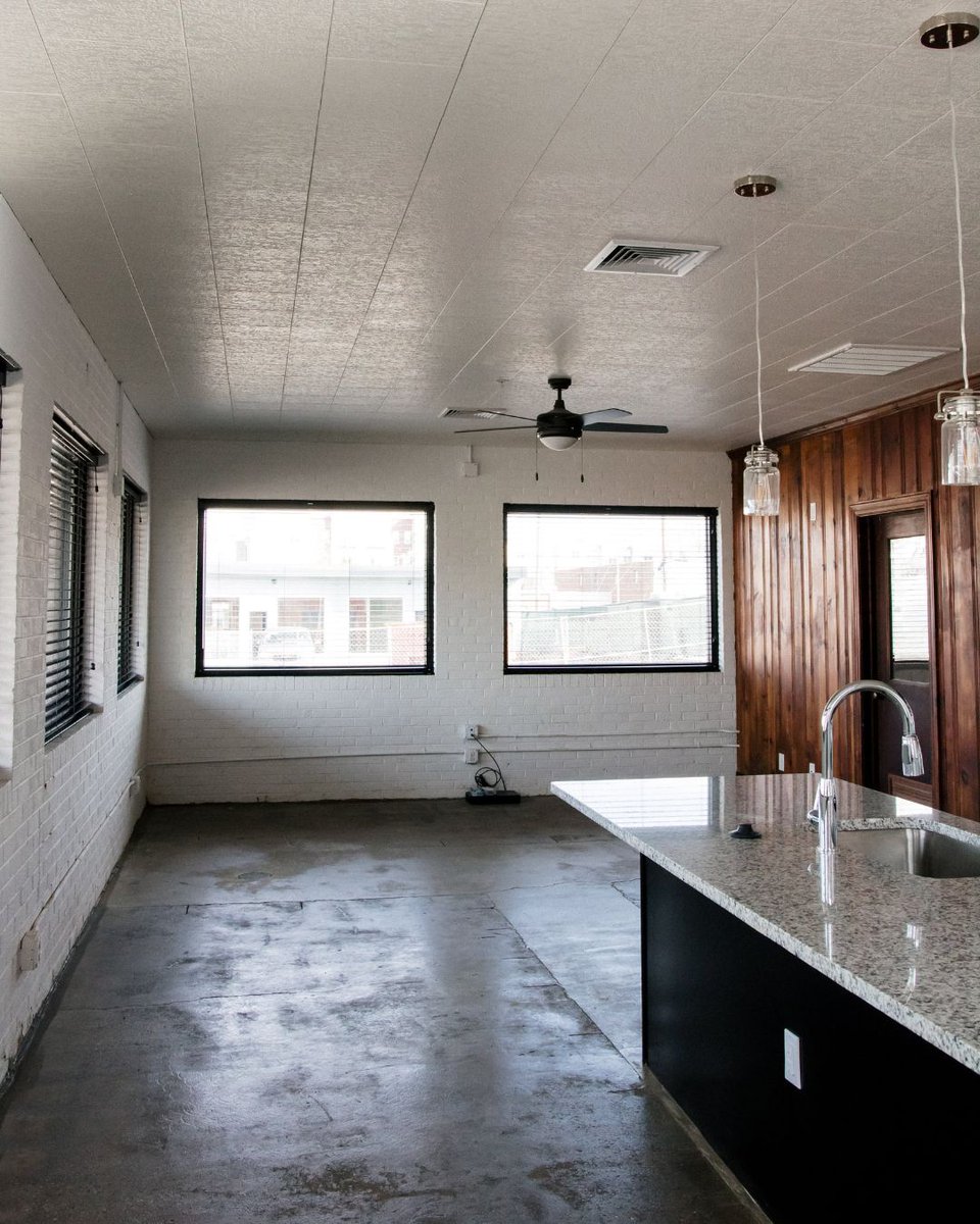 LegendPropGroup's tweet image. Now leasing at Riviera on Semmes✨ One-bedroom, all-inclusive apartments starting at $1,449/month. Enjoy the pool, onsite gym, and friendly onsite management, all with one simple monthly price.📲 Learn more: therivieraonsemmes.com