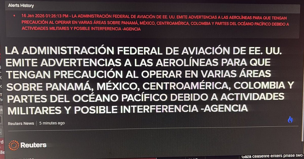 ✈️ #ALERTA | En esta captura de Reuters se lee que la FAA pide precaución sobre Panamá, #México, C.A., Colombia y el Pacífico por actividad militar/interferencia.

#NoTeRindas 

Nota: bloomberg.com/news/articles/…