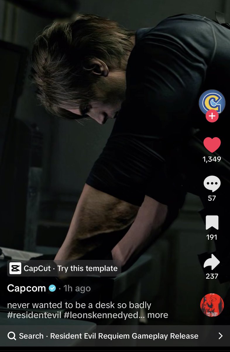 residentjevil's tweet image. why is capcom gooning with us😭😭✌🏻