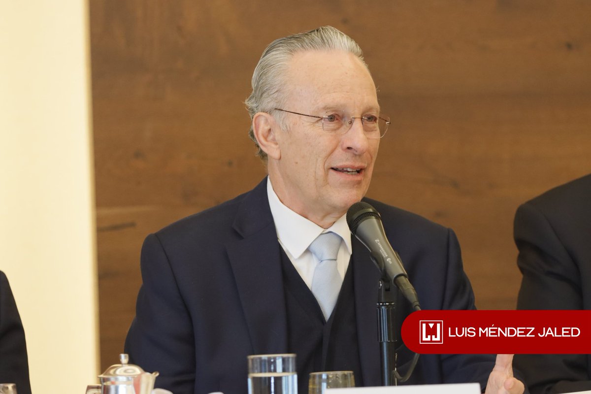 lmendezjaled's tweet image. fortaleciendo el diálogo democrático, la certidumbre jurídica y la competitividad necesaria para aprovechar al máximo el T-MEC y atraer nuevas inversiones.