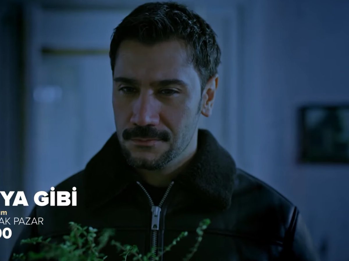 nazvspz's tweet image. eğer burda bu adam sevdiği kadının ihanetinden habersiz ona çicek aldığı için seviniyorsa kahrımdan ölürüm