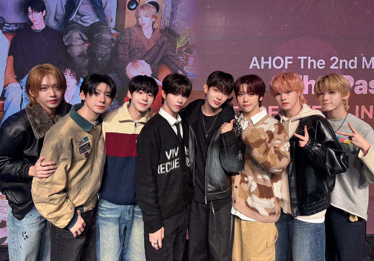 AHOF_JPofficial's tweet image. [📸] #RELEASEEVENTINJAPAN
 #260116

日本のFOHAに会いに
大阪に到着✈️
明日のミニファンコンで会おう👋

#AHOF #아홉 #アホプ