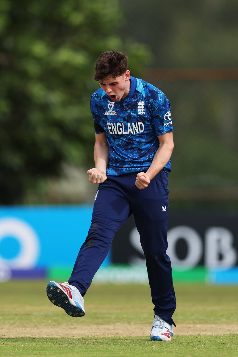 Surrey Cricket tweet media