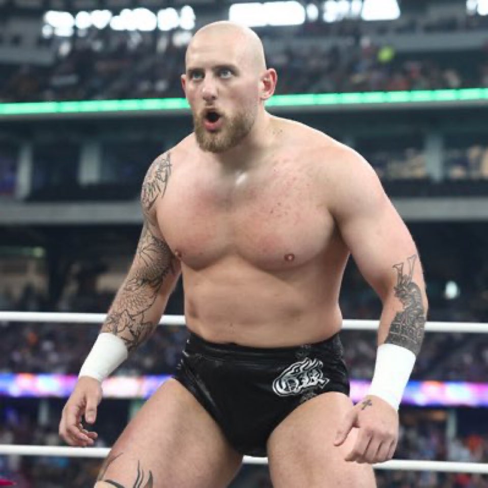 njpw_ar's tweet image. WWE مُهتمه بالتوقيع مع قيب كيد !

[WON]