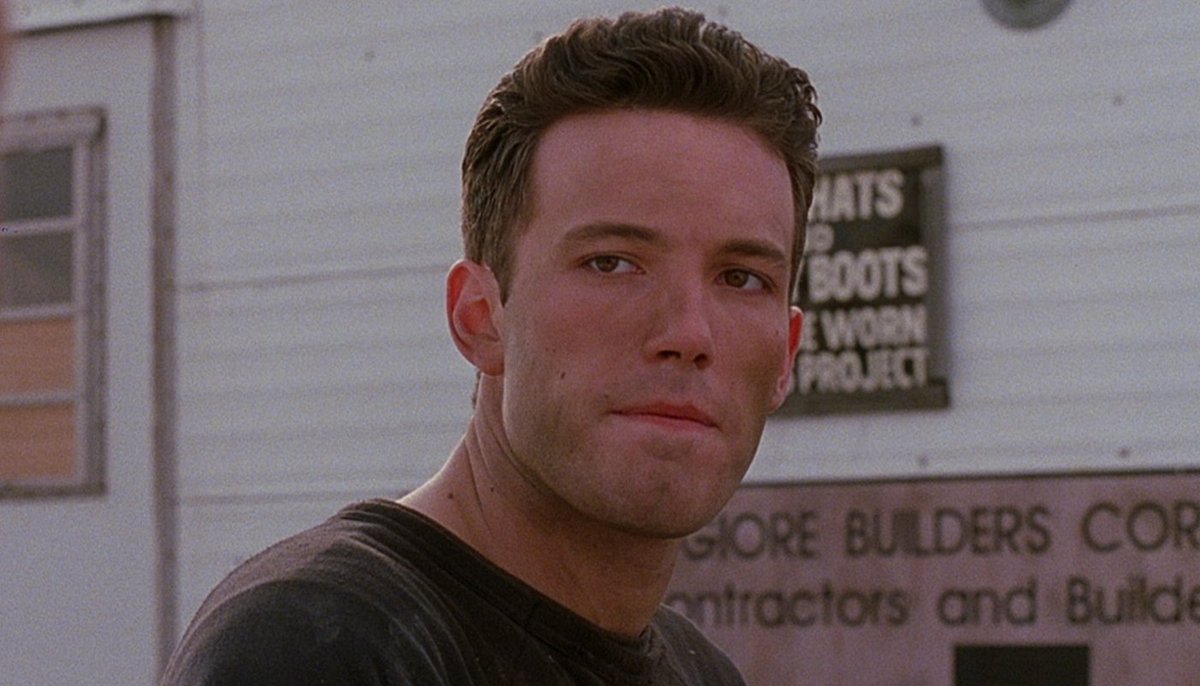 NetflixUK's tweet image. Then ⬆️
Now ⬇️

THE RIP, starring Matt Damon and Ben Affleck, is now playing.