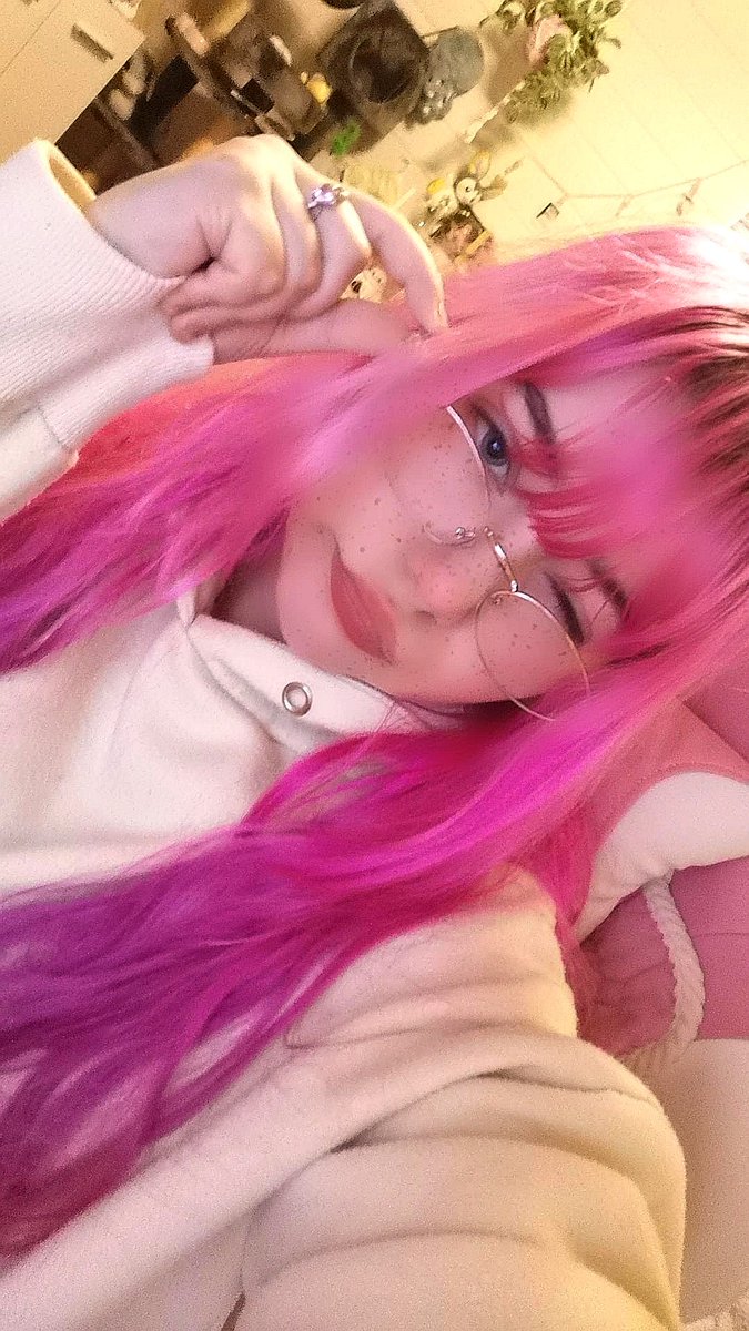 cyanea ⪩ ⪨ tweet media