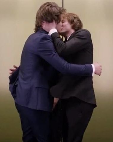 mrswamsbsgans's tweet image. my younger cousin was complaining about how realistic AI is becoming and she showed me this video as an example 😭 do not cite the deep magic to me, witch. i was there when it was written