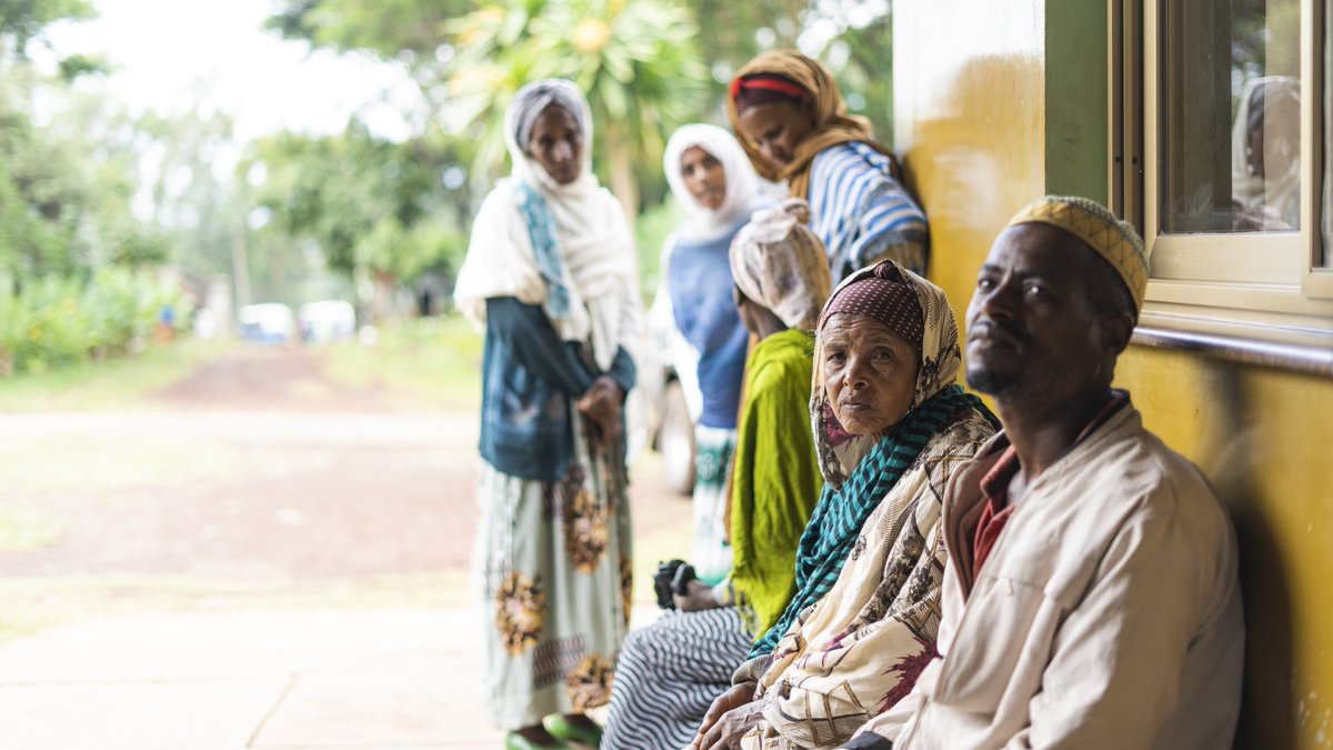 ProjectMercy's tweet image. Sister Meseret oversees our hospital in Yetebon, Ethiopia that ensures expecting mothers can deliver babies in a state-of-the-art facility, helping mother and child to reach their full potential and thrive. Read more: projectmercy.org/news/healing-w…