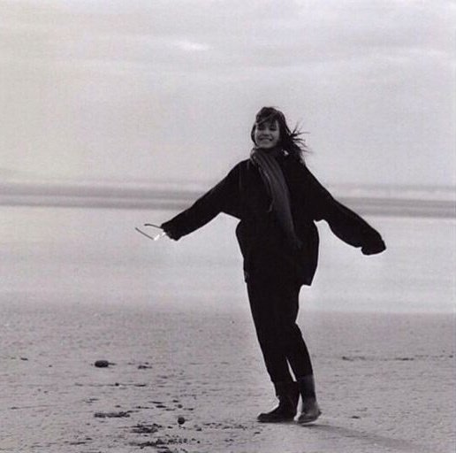 𝓝𝓲𝓷𝓪 (@evekendali) on Twitter photo 